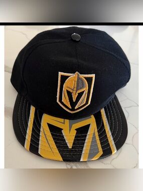 New Era Vegas Golden Knights 9FIFTY Snapback Hat Black Gold NHL Hockey Cap